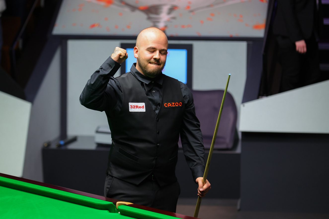 在反击时更 在反击时更